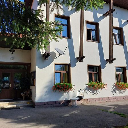 Rekreacni Stredisko Rojana Hotel Svratka Exterior foto